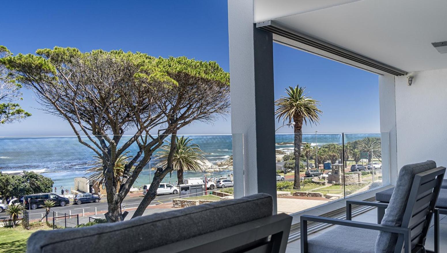 Blue Views Penthouse Beachfront Apartment With Pool Cape Town Eksteriør bilde