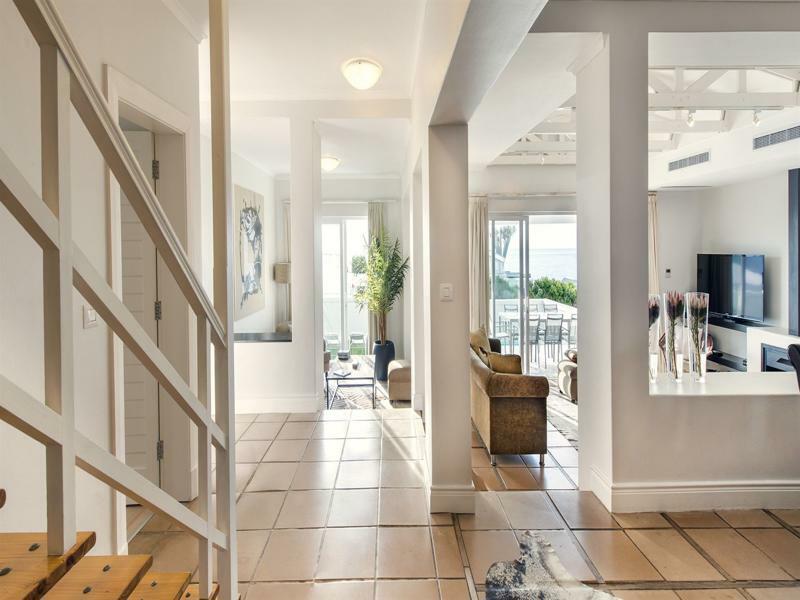 Blue Views Penthouse Beachfront Apartment With Pool Cape Town Eksteriør bilde