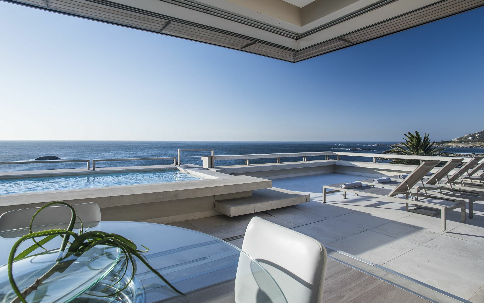 Blue Views Penthouse Beachfront Apartment With Pool Cape Town Eksteriør bilde